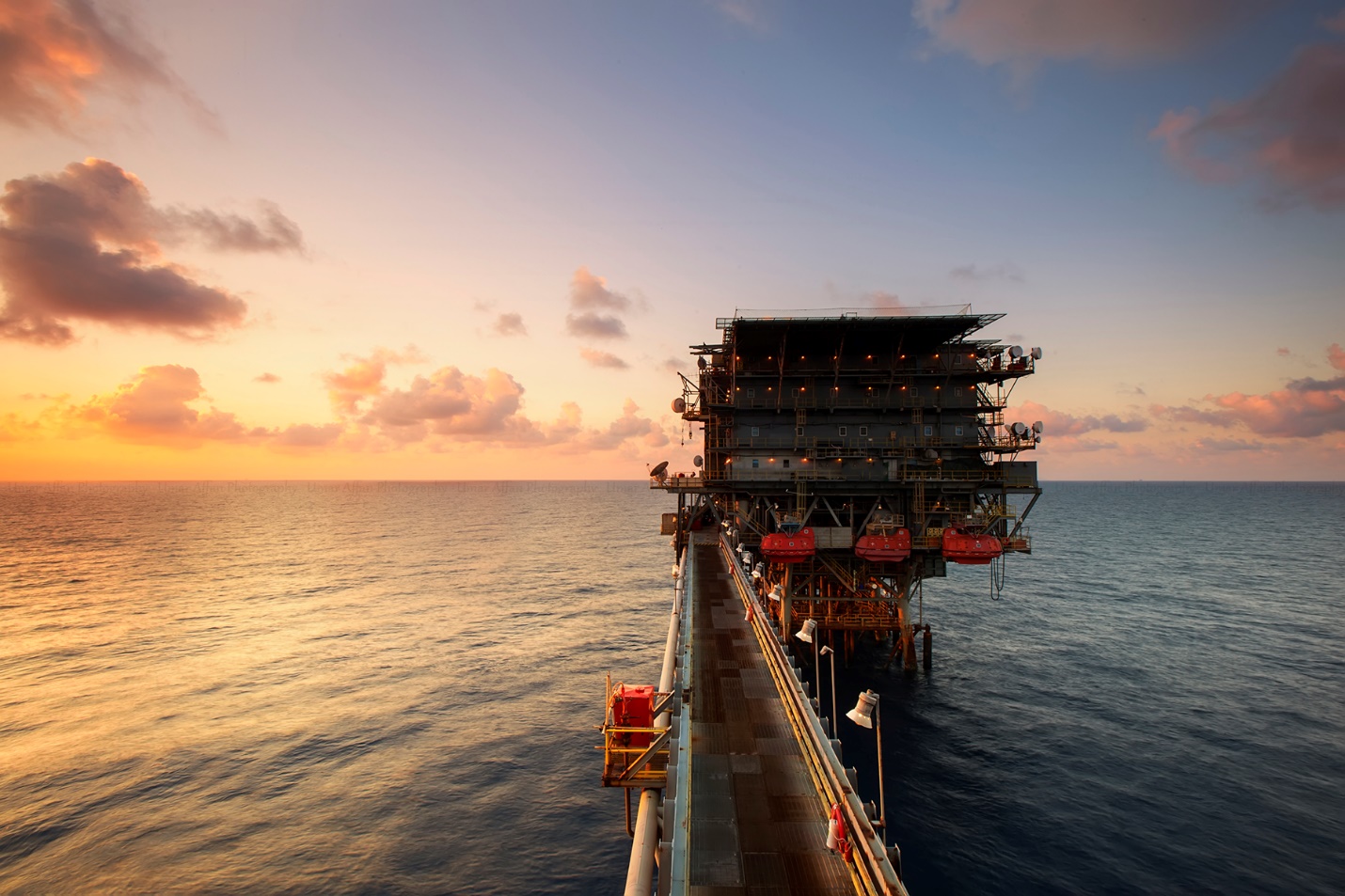 Injury Attorney for Offshore Oil Workers in Pesos, Texas